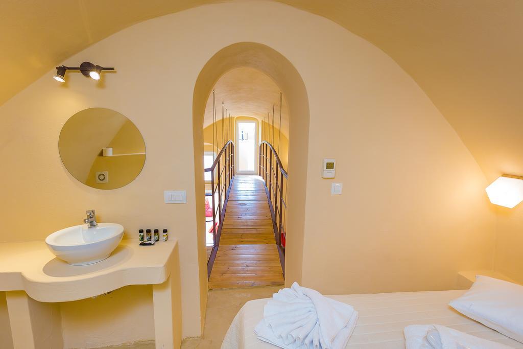 Alma Libre Suites Fira  Luaran gambar